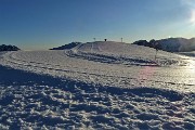 75 Pista sci di fondo dei Piani dell'Avaro con vista in Venturosa